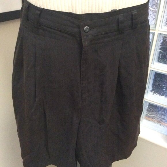 Men's Dressy Casual Black TORI RICHARD Shorts Size 38 - Picture 2 of 3